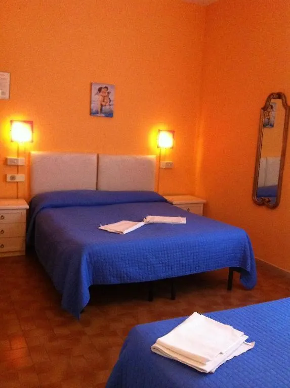 Hotel Cordova Florencia 2*,