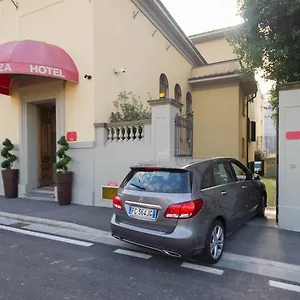 Hotell La Fortezza